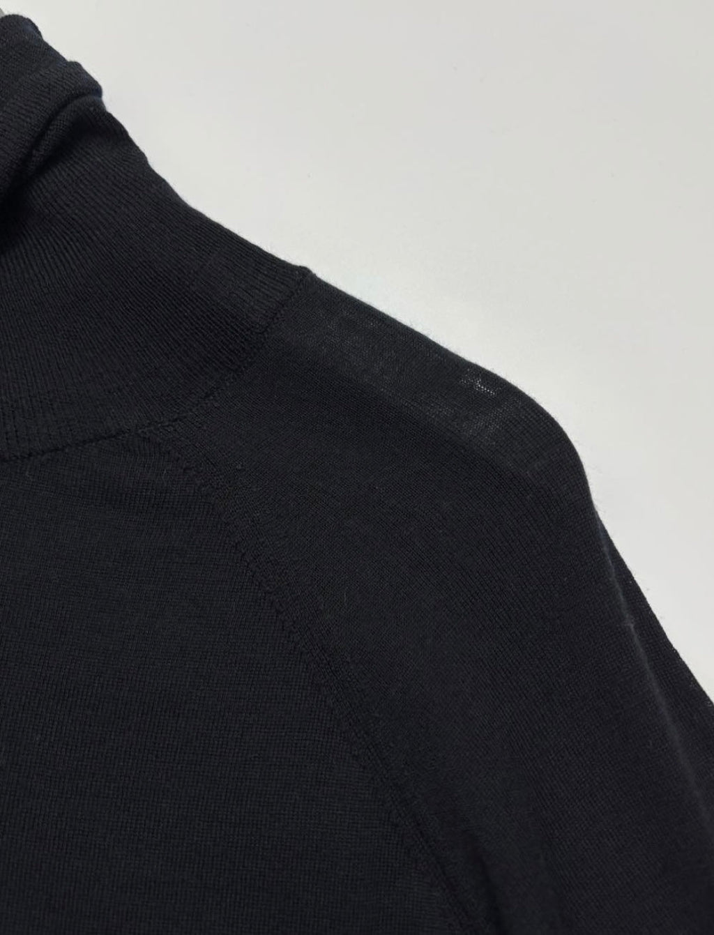 PRADA 25S SHORT-SLEEVE TURTLENECK SWEATER 430