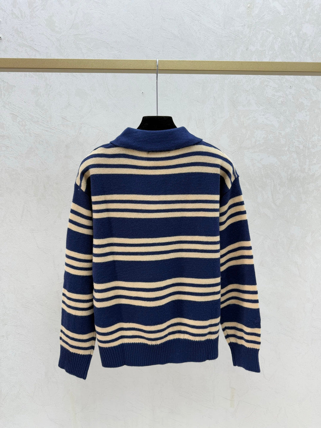 MIUMIU TURTLENECK SWEATER STYLE 672