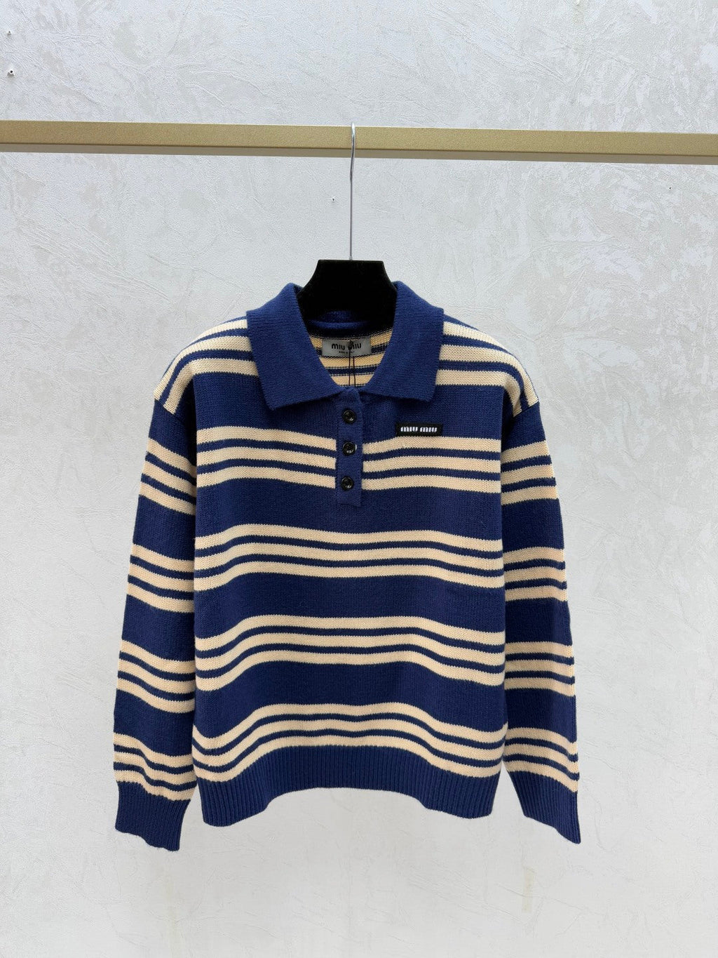 MIUMIU TURTLENECK SWEATER STYLE 672