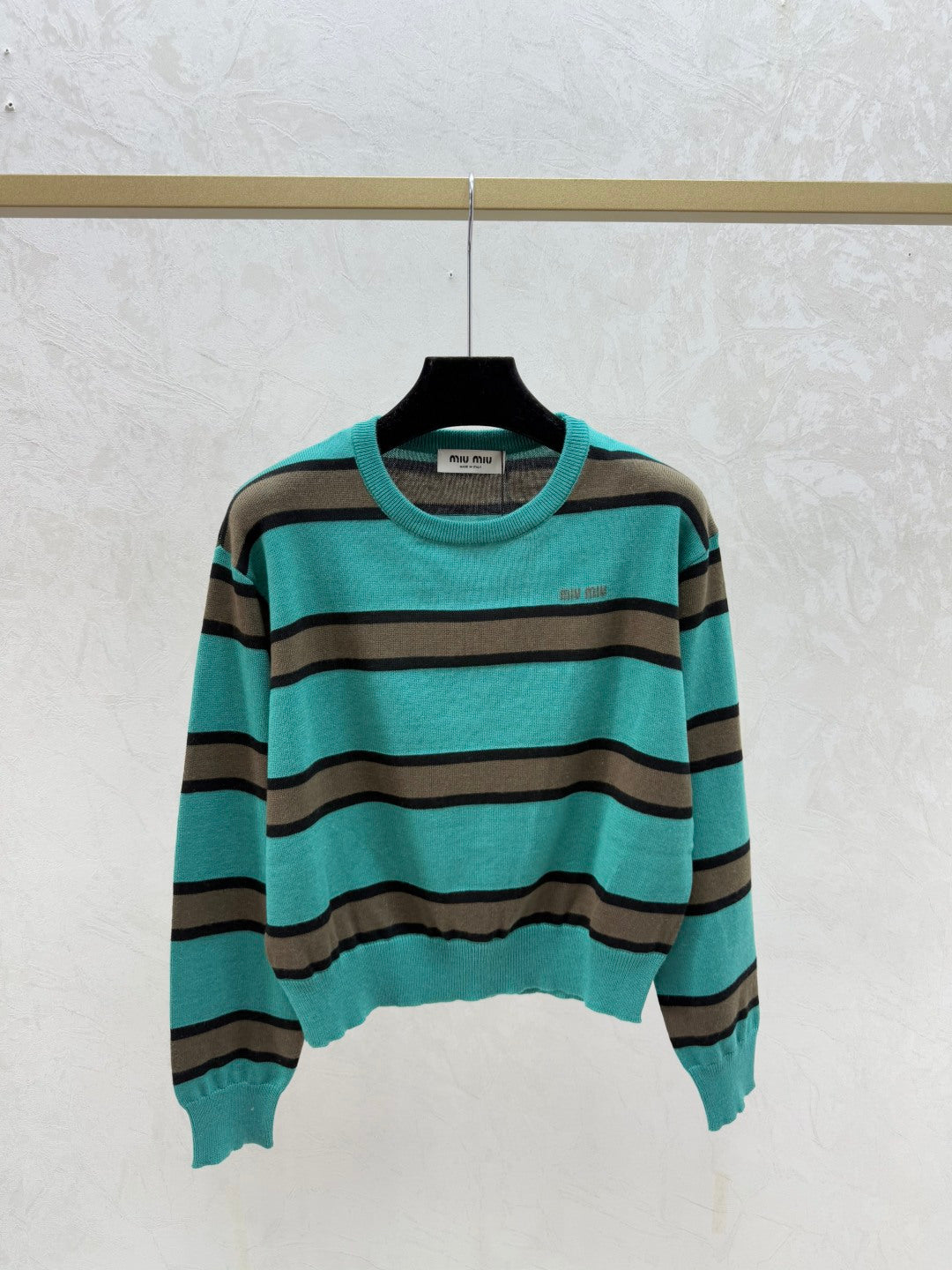 MIUMIU SWEATER STYLE 677