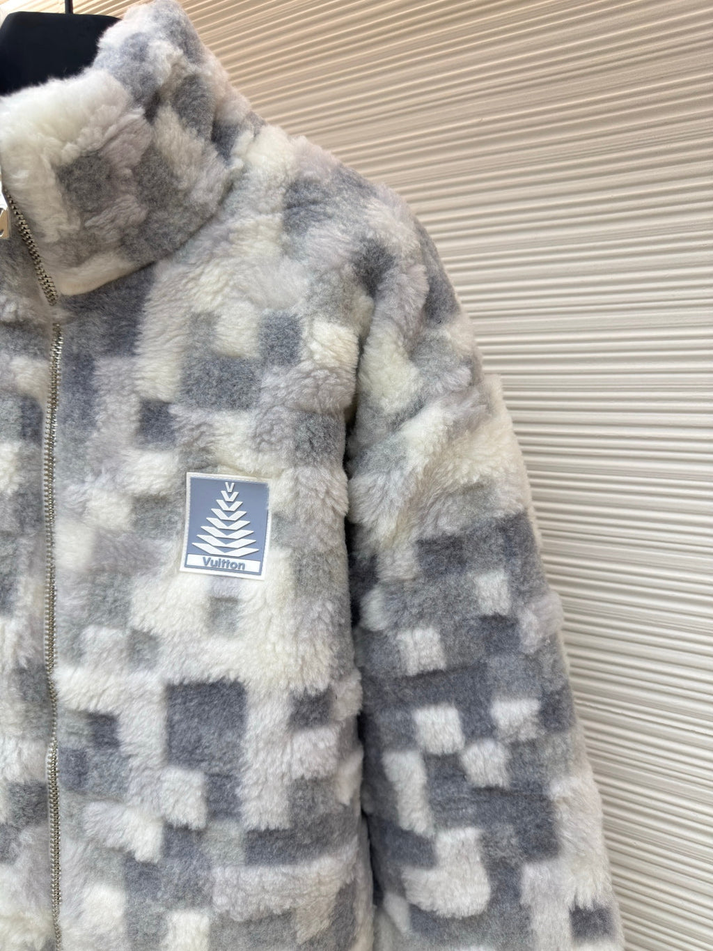 LOUIS VUITTON LV 25S CASHMERE COAT 589440