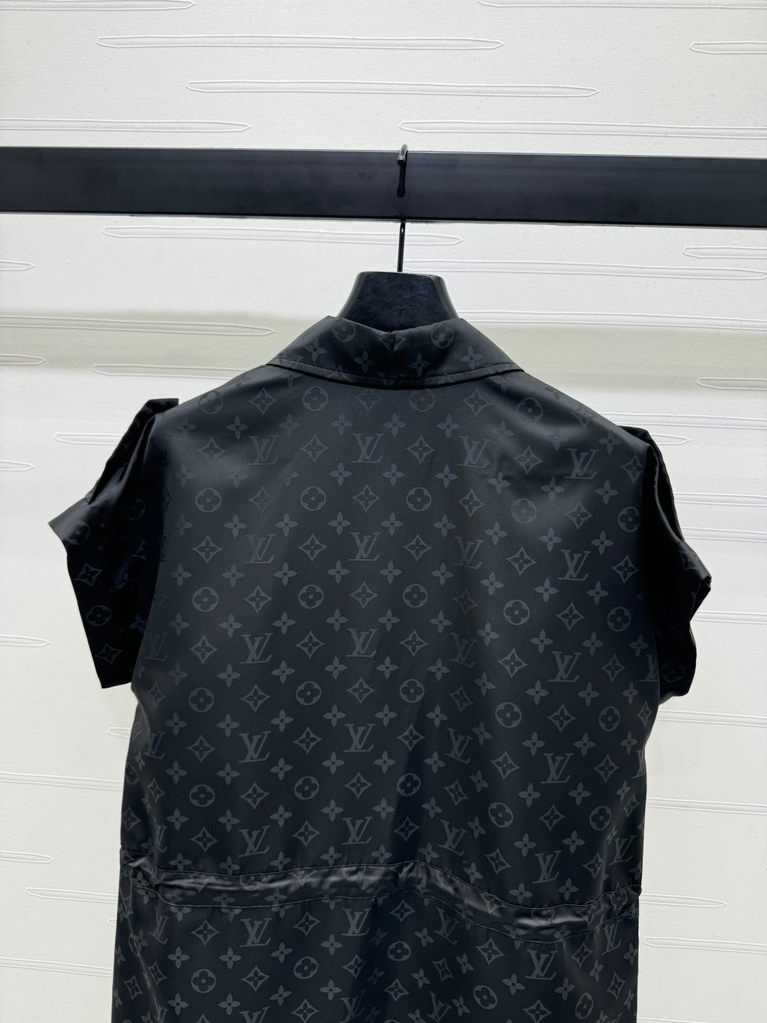 LOUIS VUITTON LV 25S SHORT SLEEVE JACQUARD DRAWSTRING DRESS 264215