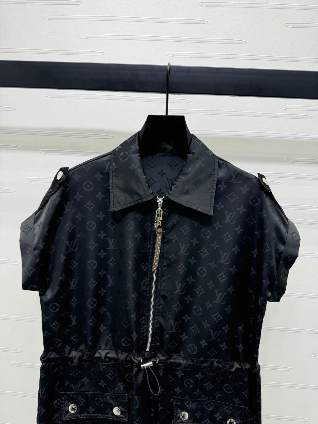 LOUIS VUITTON LV 25S SHORT SLEEVE JACQUARD DRAWSTRING DRESS 264215