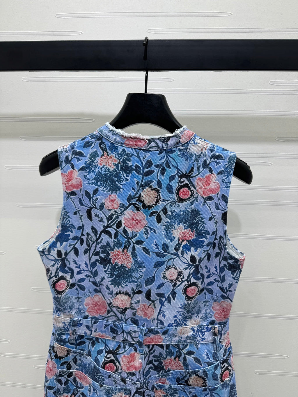 LOUIS VUITTON LV 25S ROUND NECK SLEEVELESS DRESS 264202