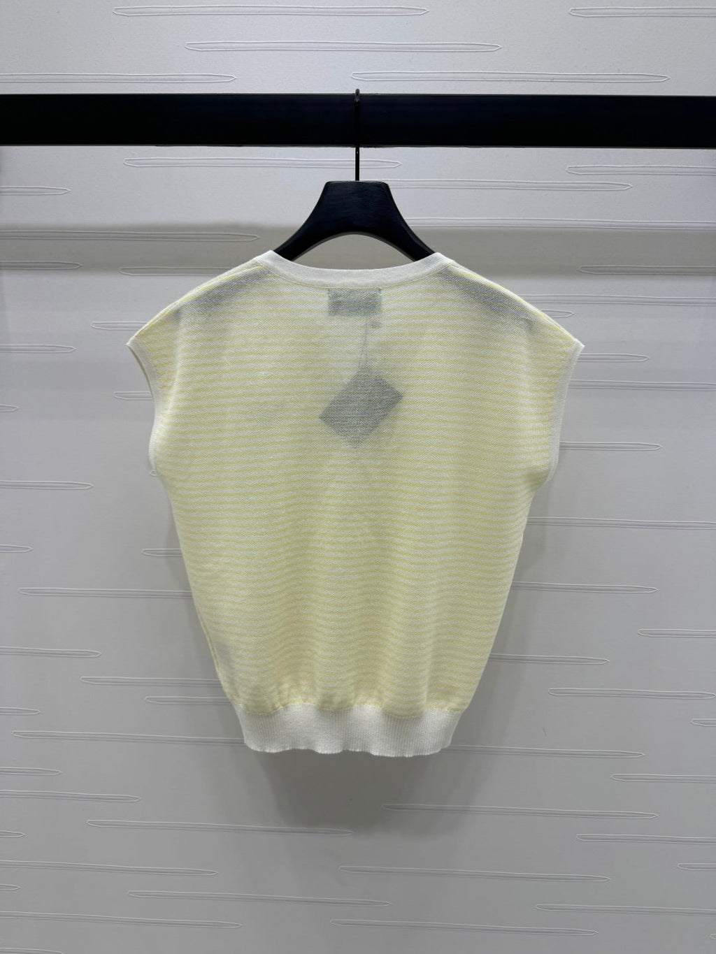 PRADA D 25S STRIPED V-NECK KNITTED VEST 264128