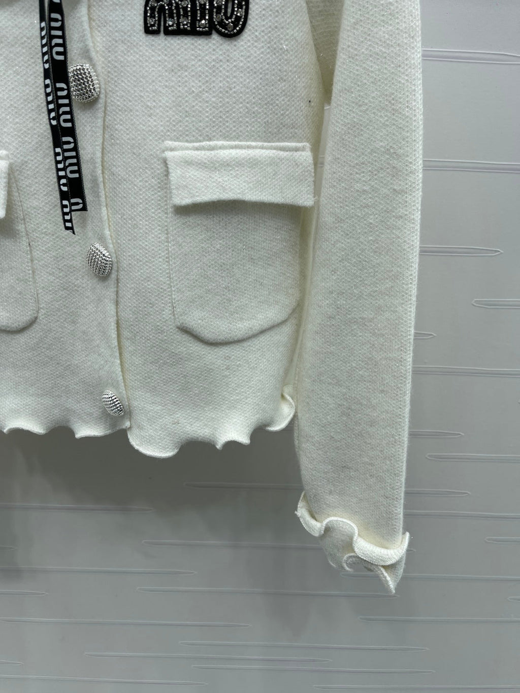MIUMIU CARDIGAN STYLE 455