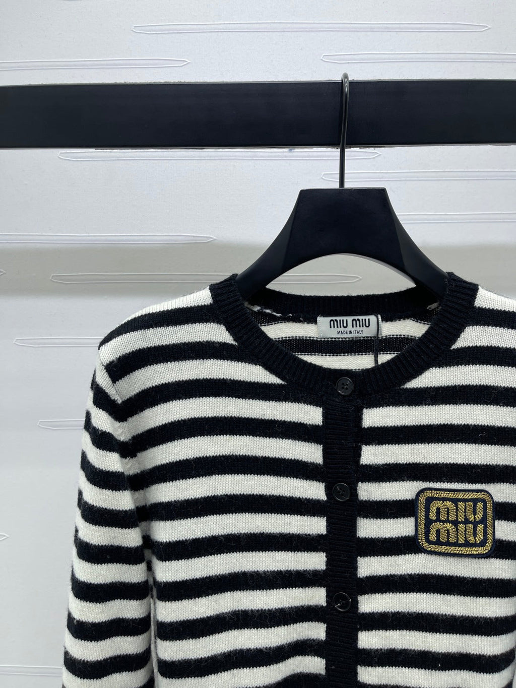 MIUMIU CARDIGAN STYLE 458