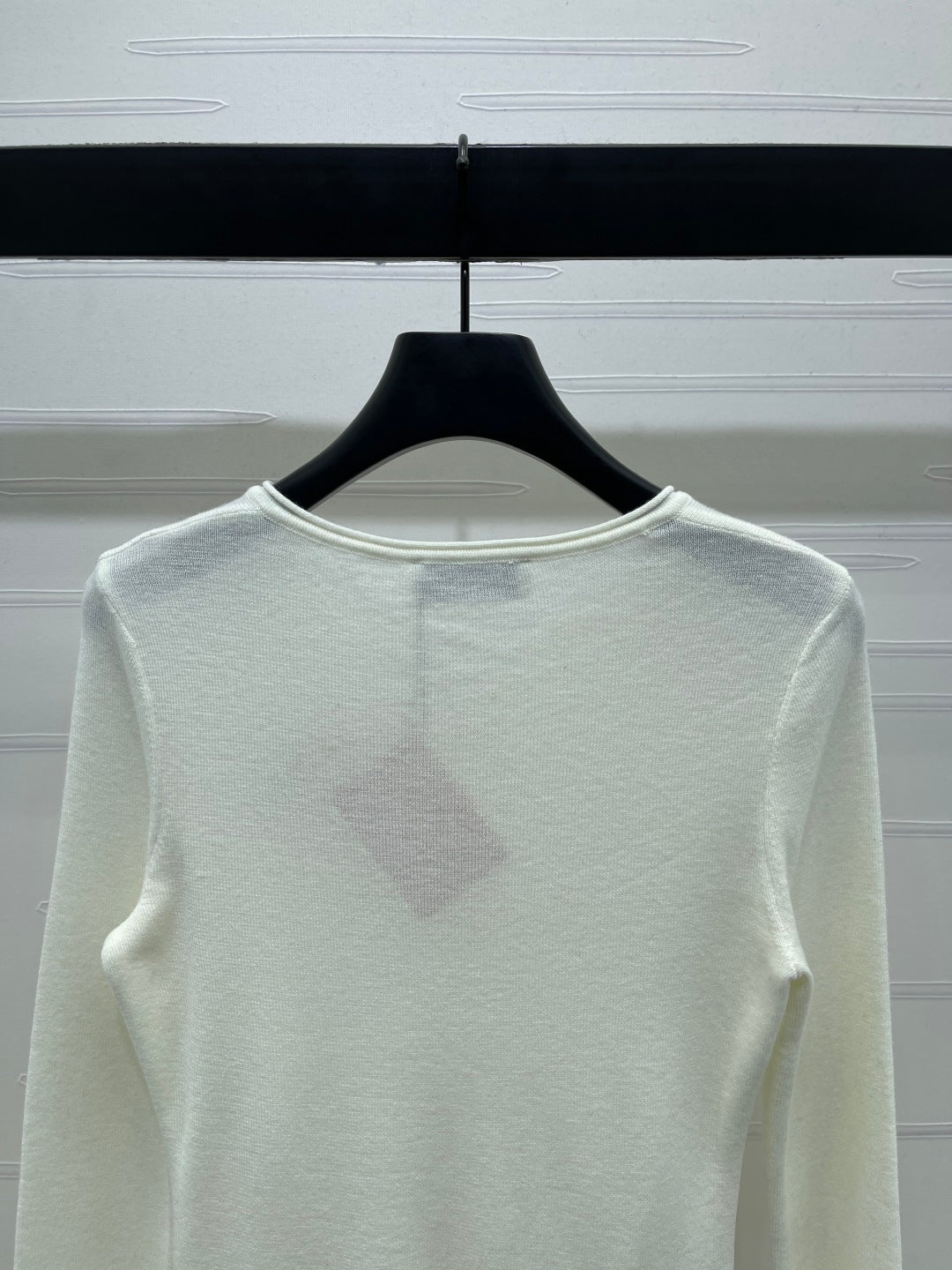 MIUMIU KNITTED LONG SLEEVE TOP STYLE 482