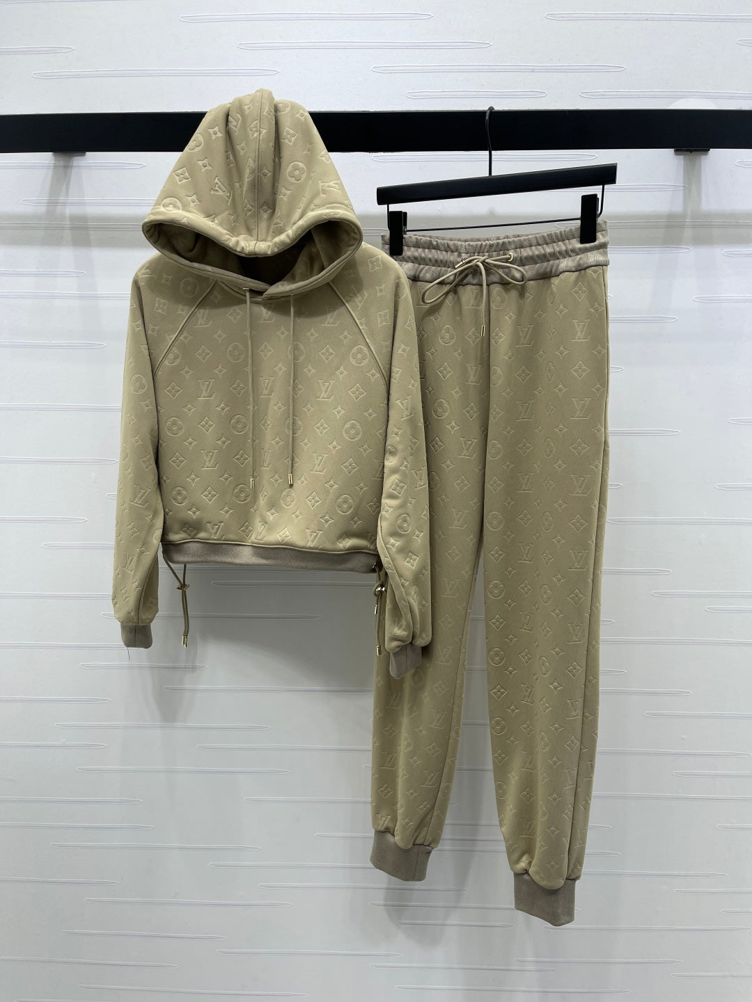 LOUIS VUITTON LV 25S HOODIE SET 0099