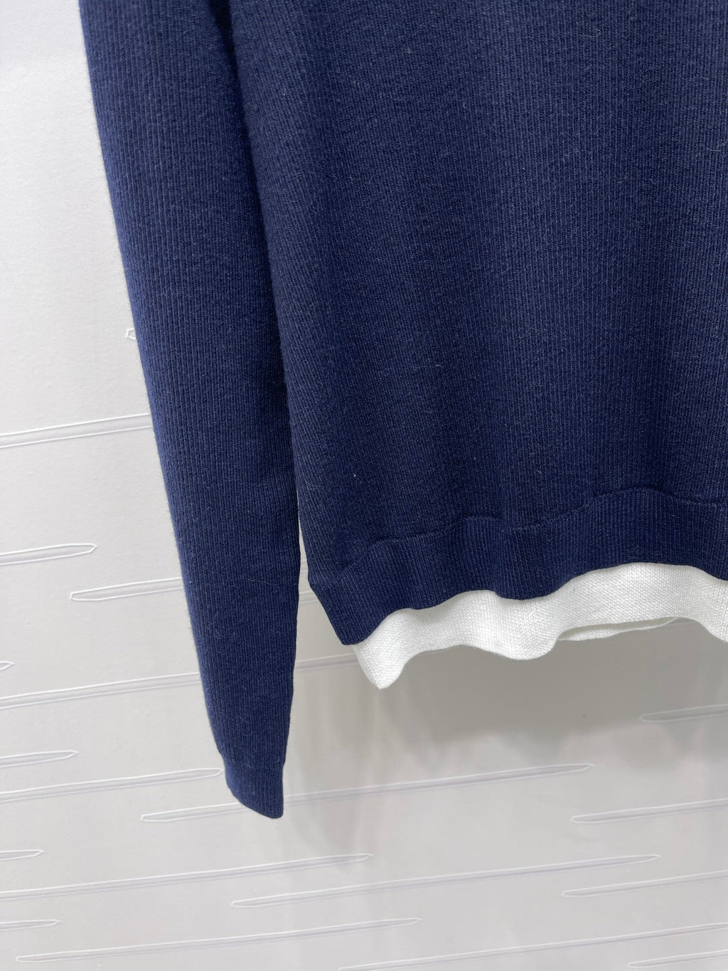MIUMIU SWEATER STYLE 605