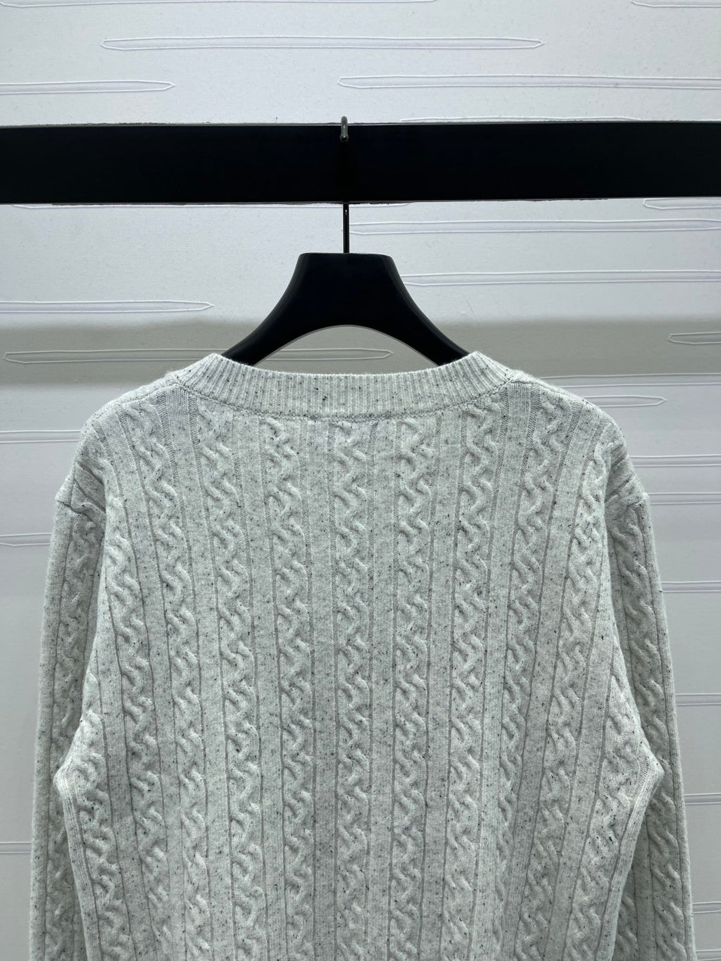 MIUMIU CARDIGAN STYLE 606