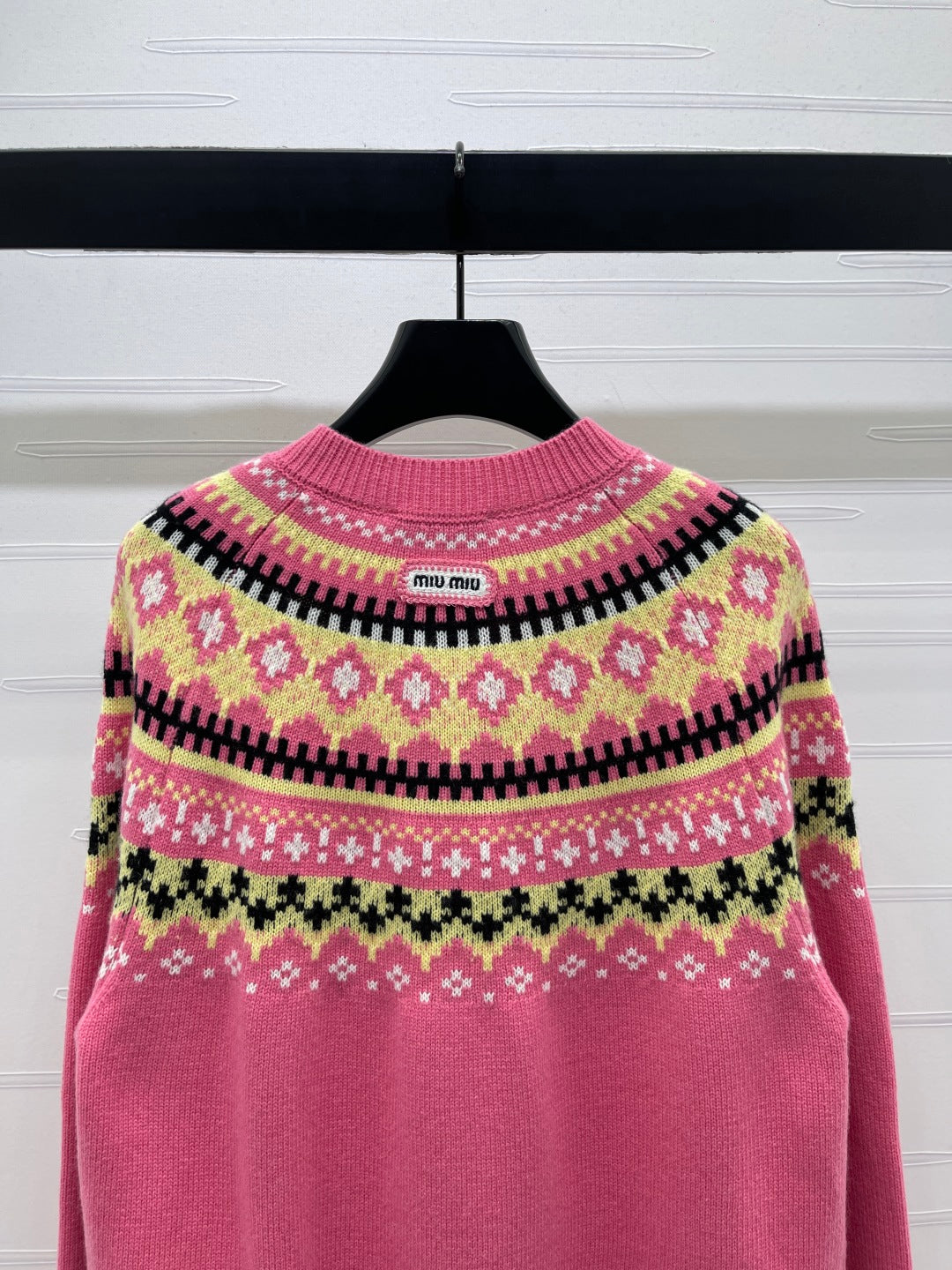 MIUMIU CARDIGAN STYLE 529