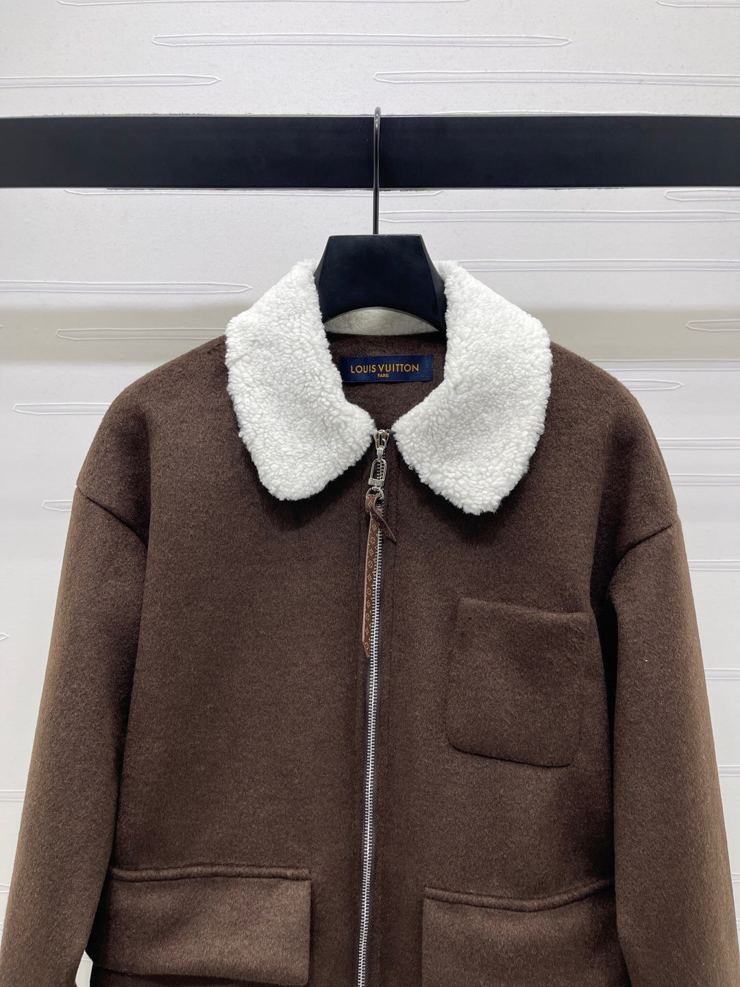 LOUIS VUITTON LV 25S KNITTED CARDIGAN WITH SHEARLING COLLAR 0153