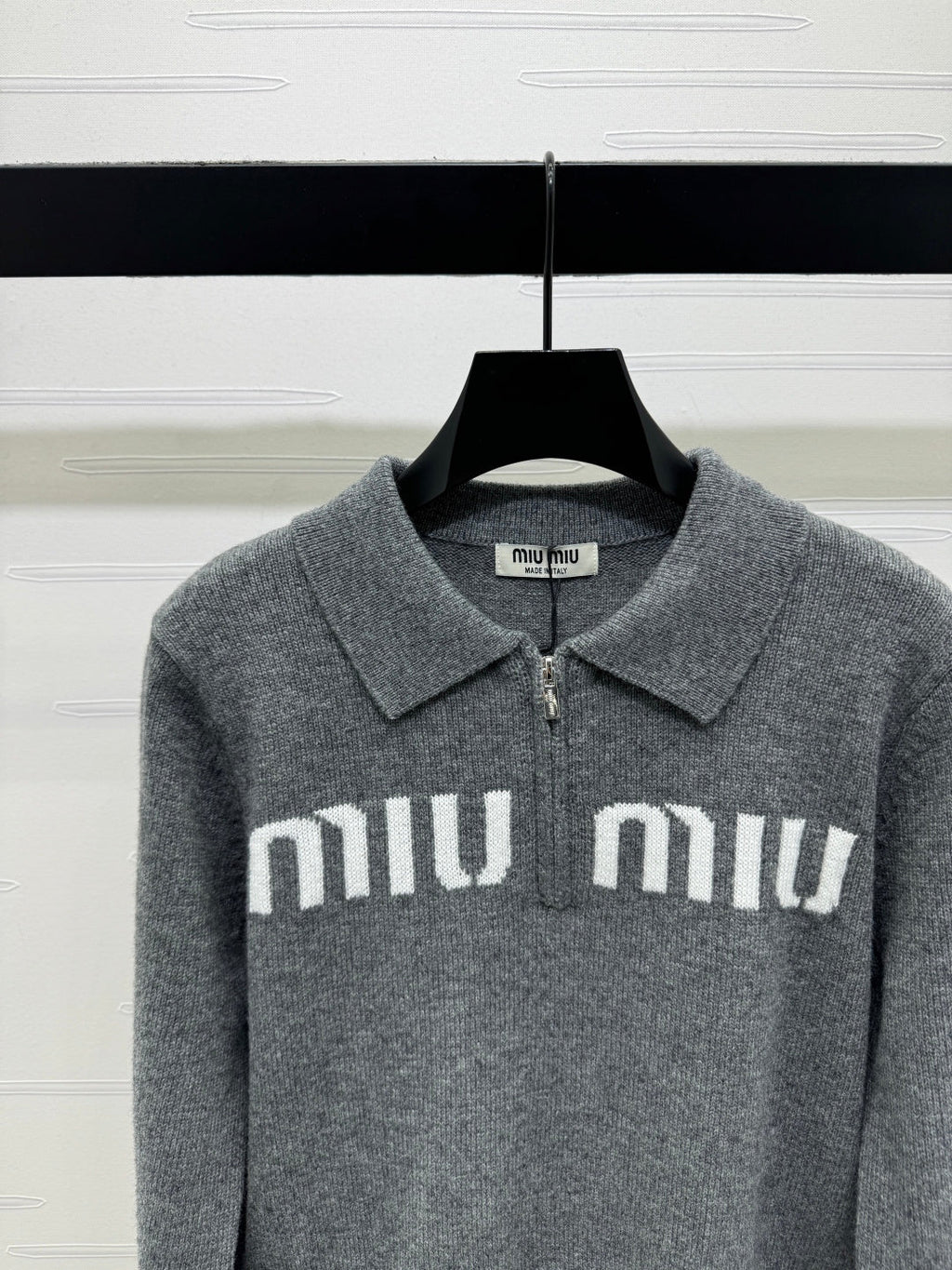 MIUMIU POLO KNIT SWEATER STYLE 748