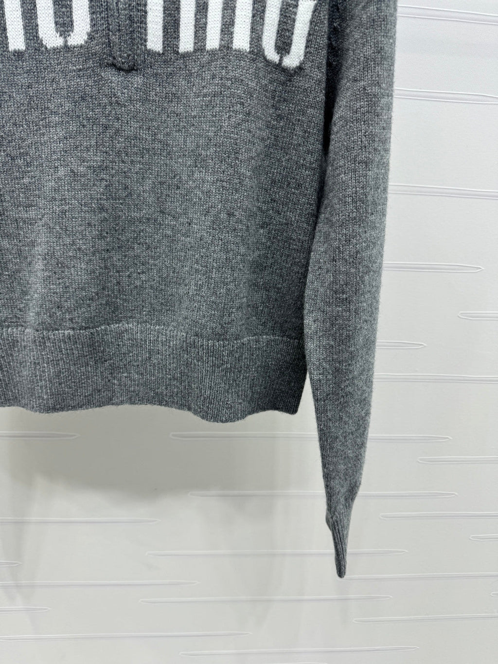 MIUMIU POLO KNIT SWEATER STYLE 748