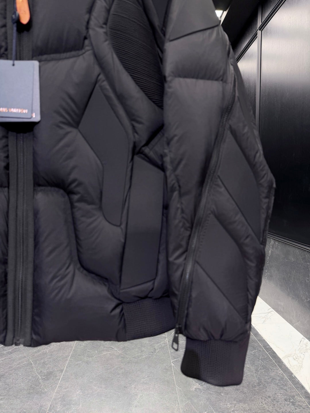 LOUIS VUITTON LV 25S DOWN JACKET 574436