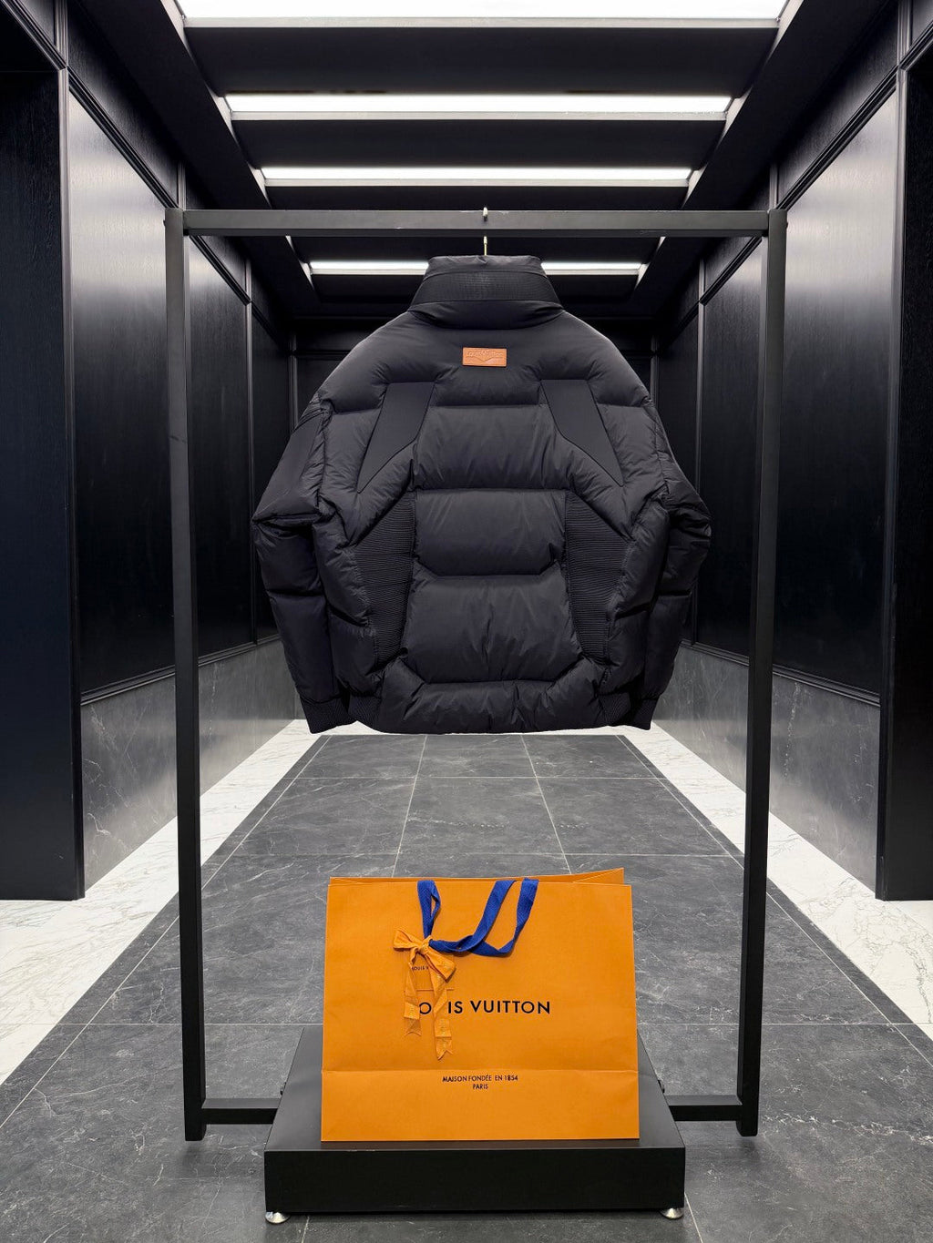 LOUIS VUITTON LV 25S DOWN JACKET 574436