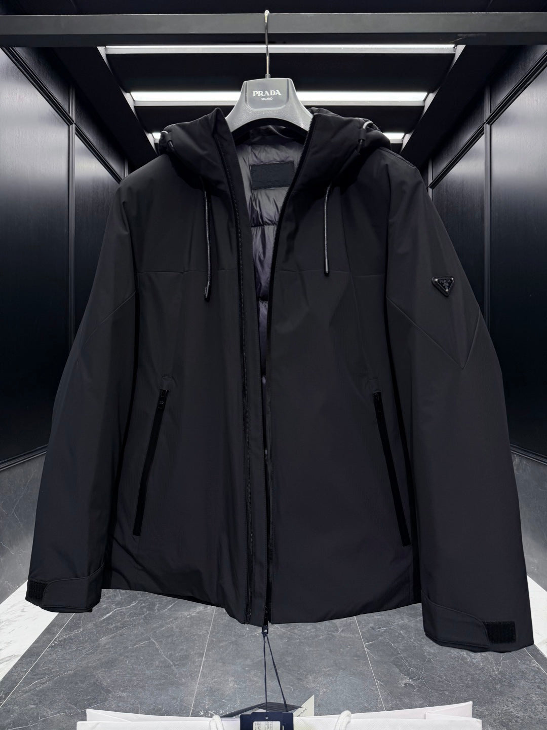 PRADA 25S DOWN JACKET 354