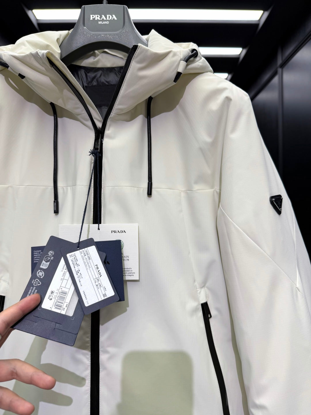 PRADA 25S DOWN JACKET 353