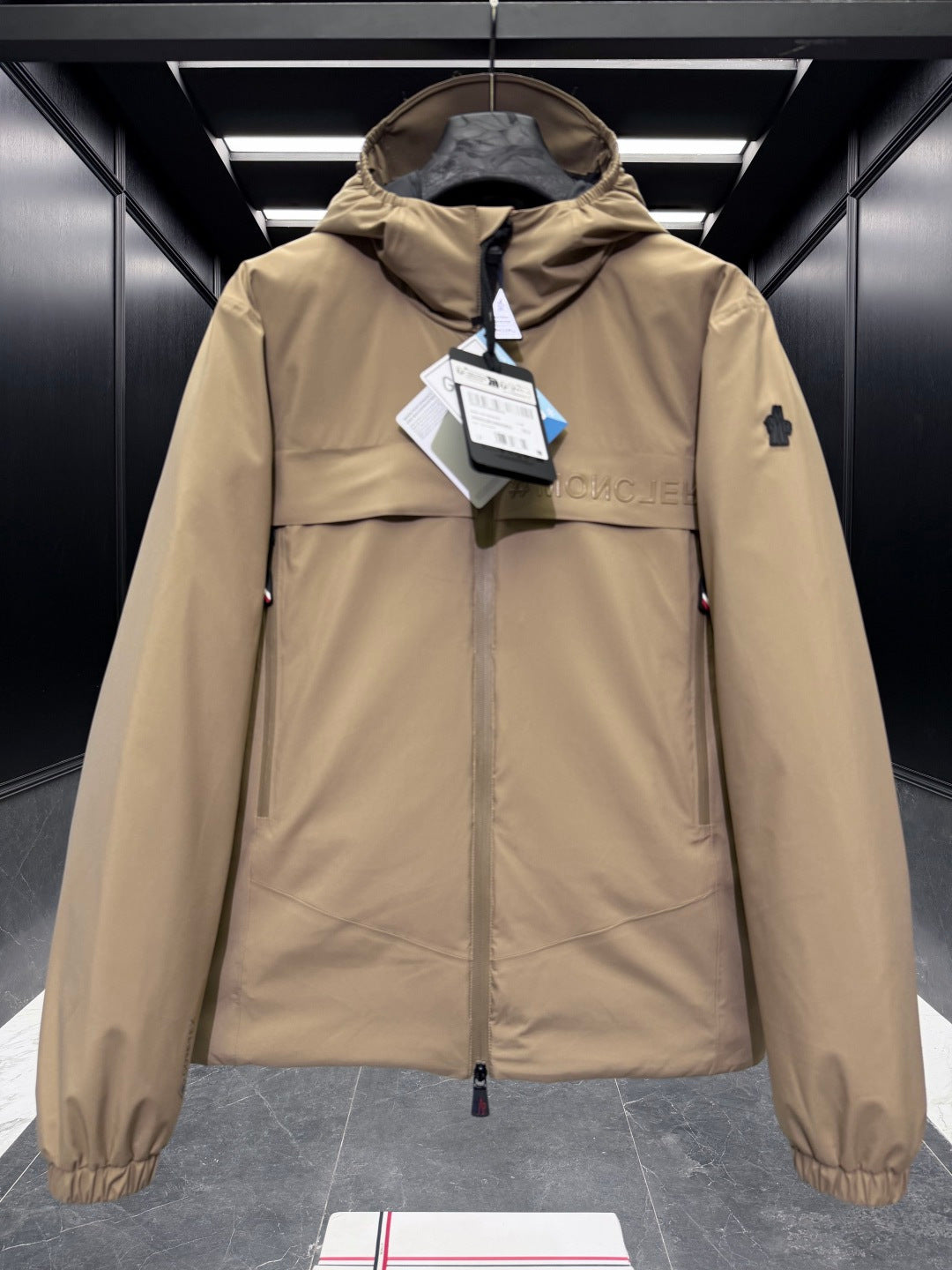 MONCLER 25S HOODED SKI JACKET 383