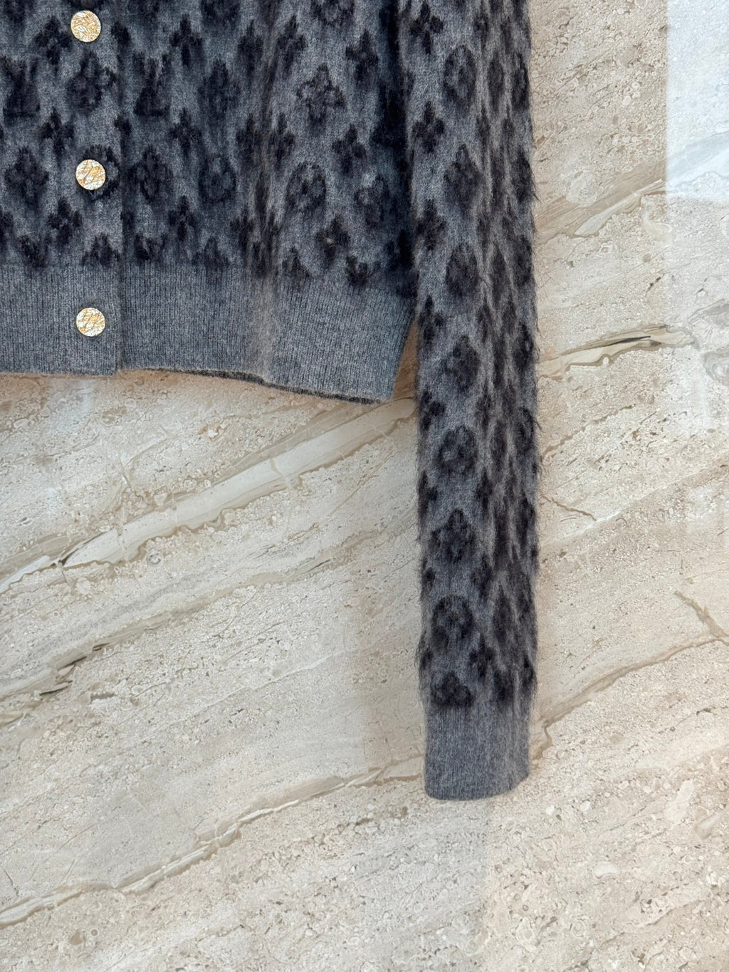 LOUIS VUITTON LV 25S CARDIGAN 0004