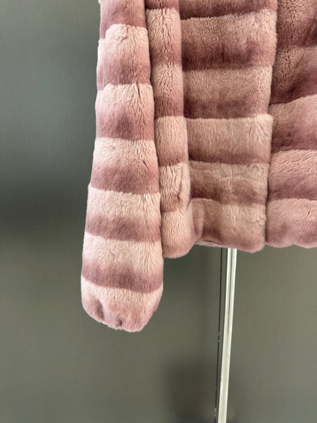 DIOR 25S RABBIT FUR JACKET 736