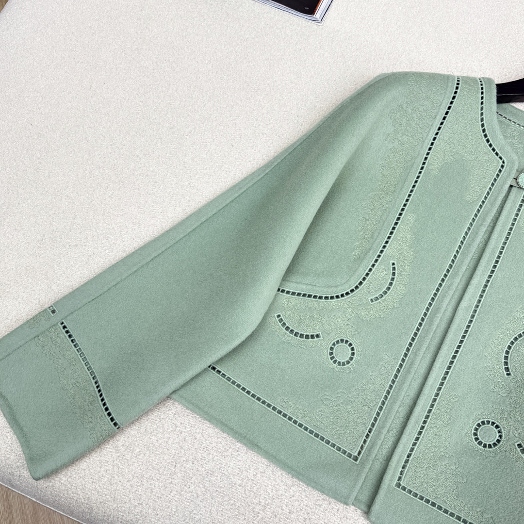 HERMES 25S SHORT CASERE COAT 192