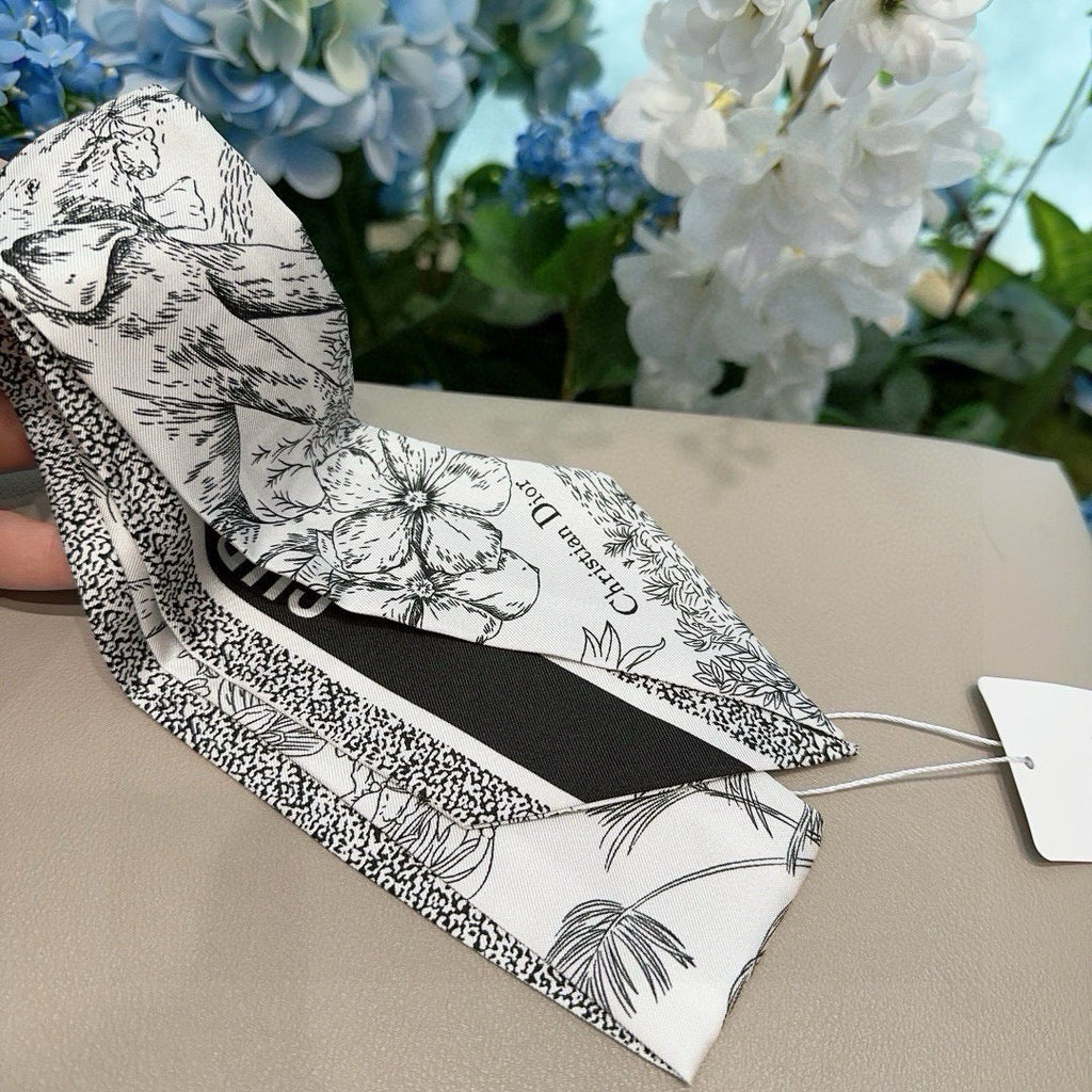 DIOR TWILLY 100 CM IN SILK 714373