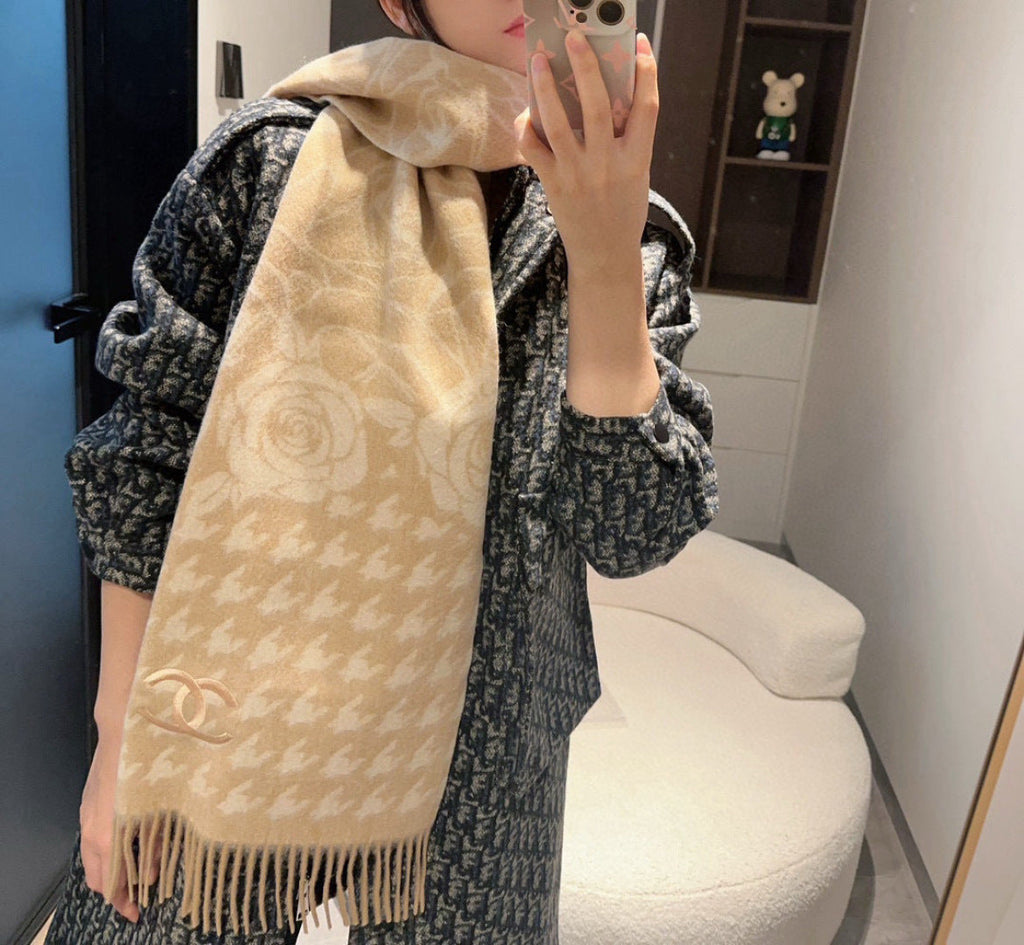 CHANEL 25S SCARF 180 CM IN CASHMERE 942938