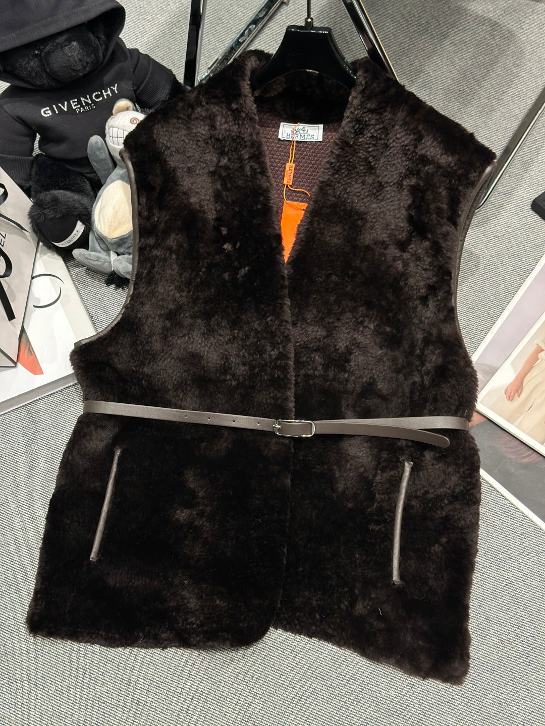 HERMES 25S SHEARLING VEST 375
