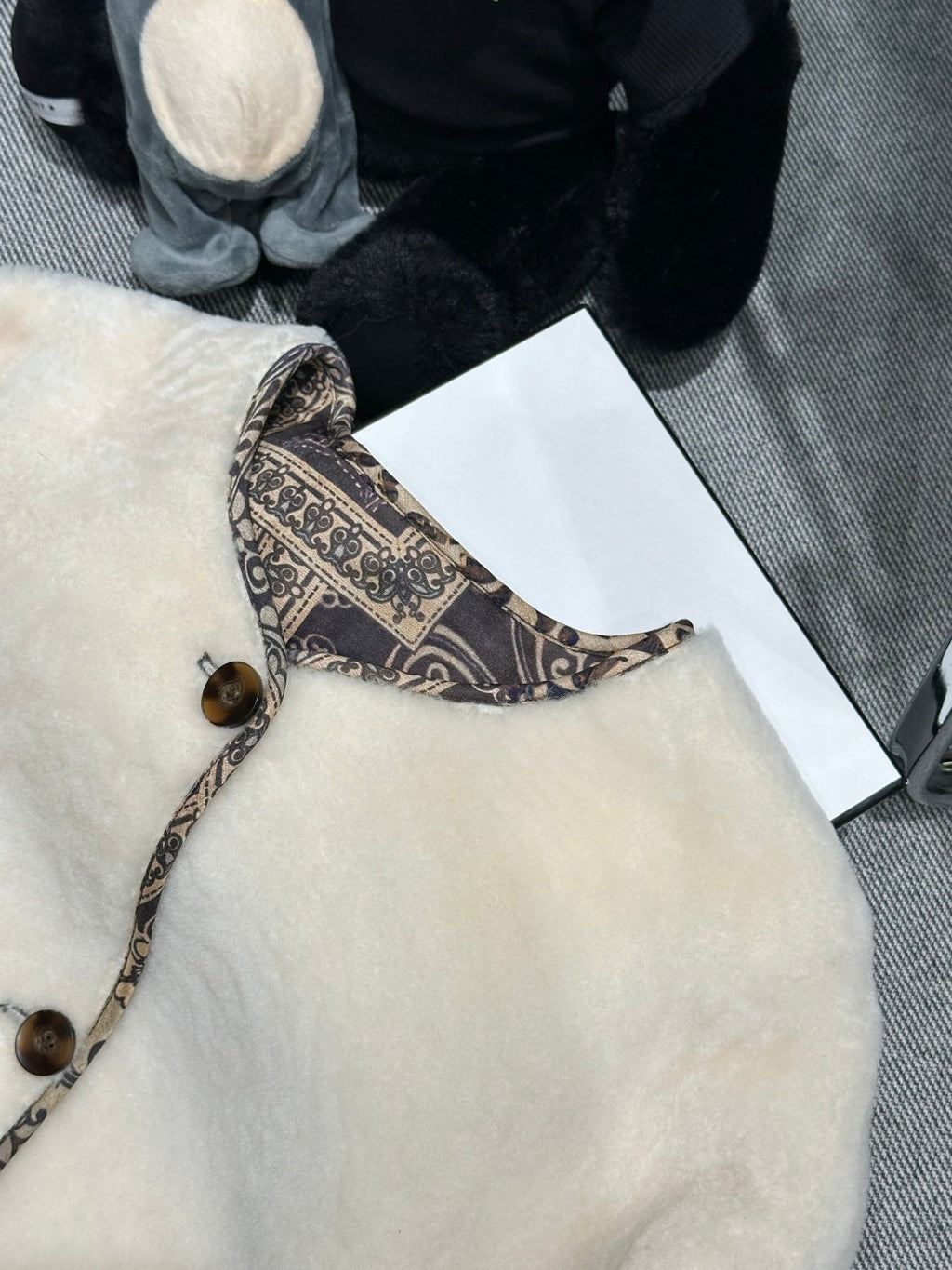 HERMES 25S REVERSIBLE FUR JACKET 473