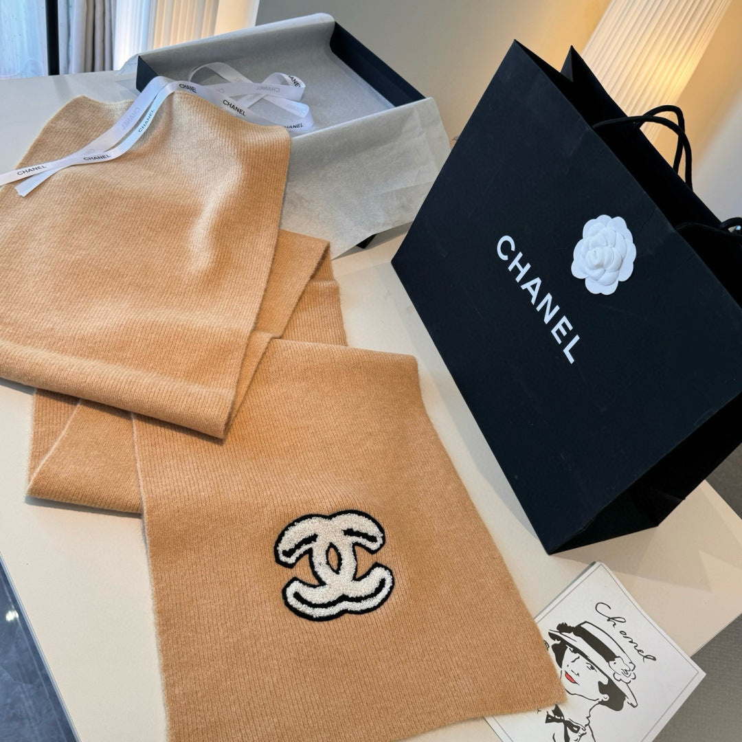 CHANEL 25S SCARF 180 CM IN CASHMERE 944018