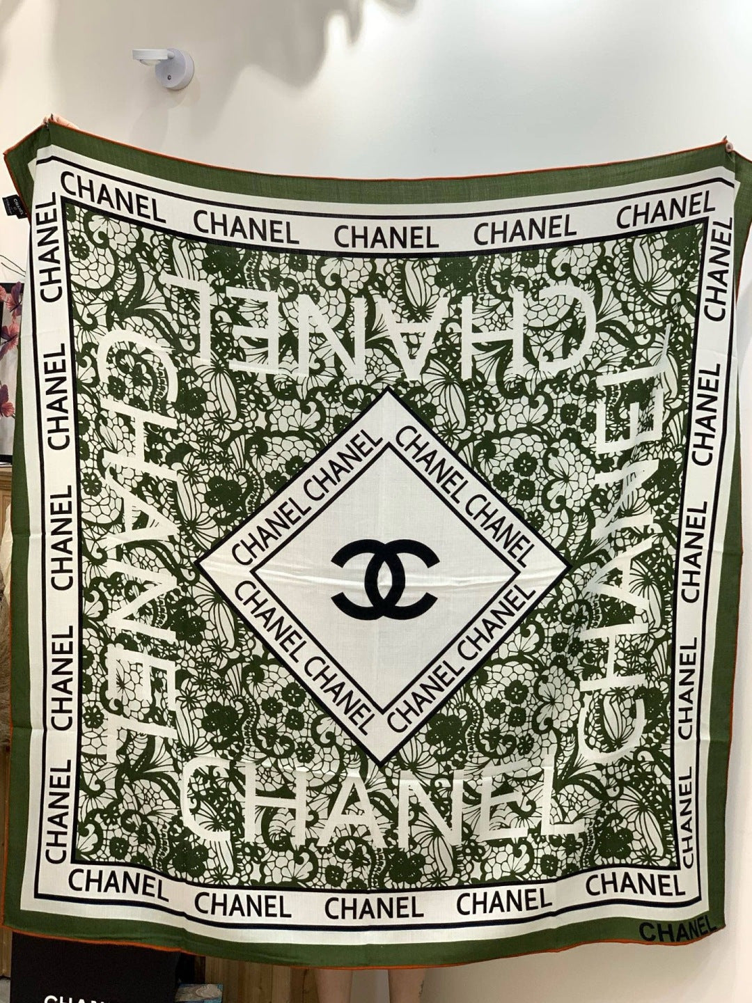 CHANEL 25S SCARF 135 CM IN CASHMERE AND SILK 943314
