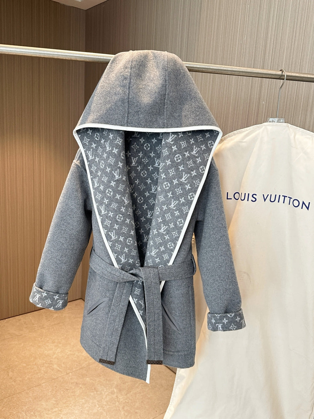 LOUIS VUITTON LV 25S WOOL JACKET 0110
