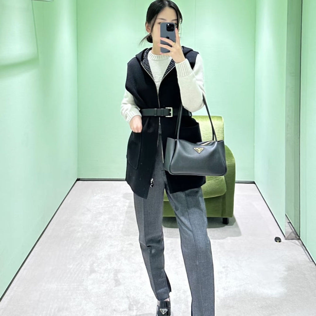PRADA 25S WOOL VEST COAT 477