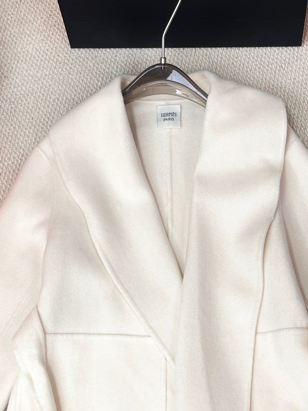HERMES 25S LAPEL-COLLAR CASERE COAT 209