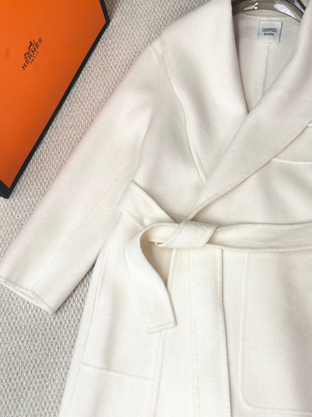 HERMES 25S LAPEL-COLLAR CASERE COAT 209