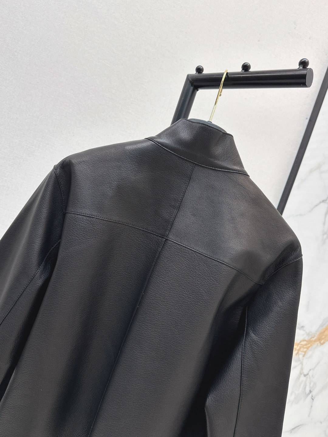 HERMES 25S STAND-COLLAR LEATHER JACKET 454