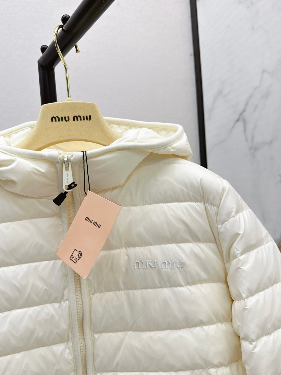 MIUMIU HOODED DOWN JACKET 99490