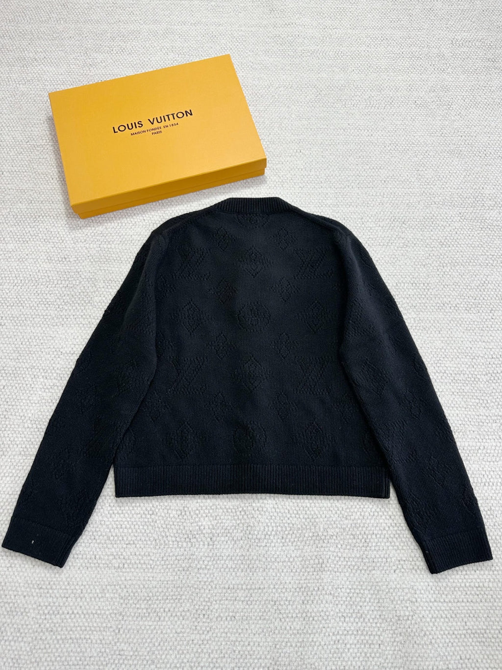 LOUIS VUITTON LV 25S WOOL CARDIGAN 0007