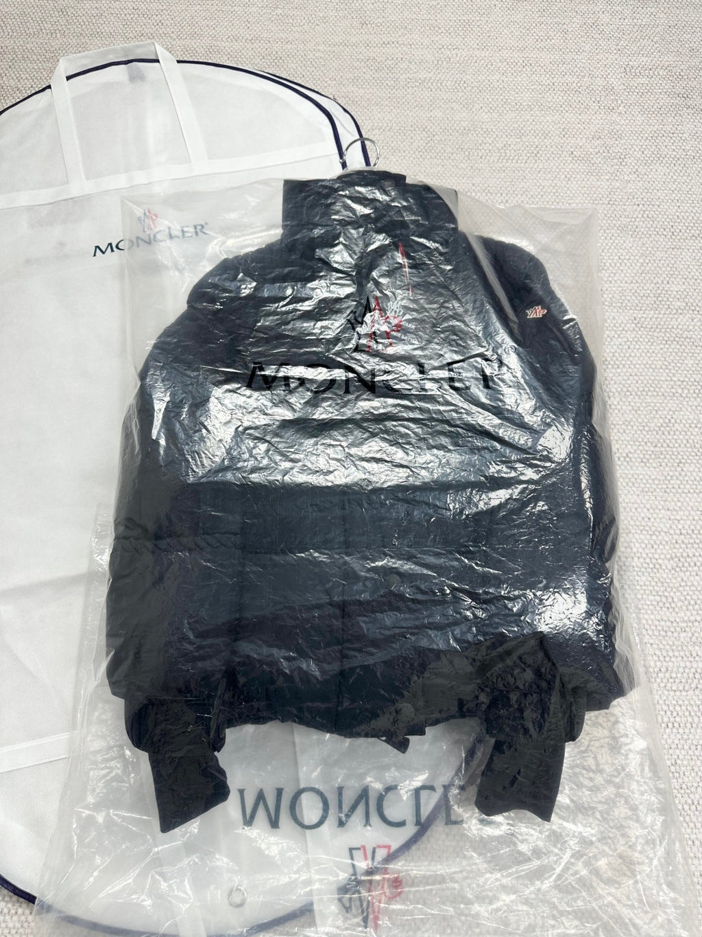 MONCLER 25S DOWN JACKET 400
