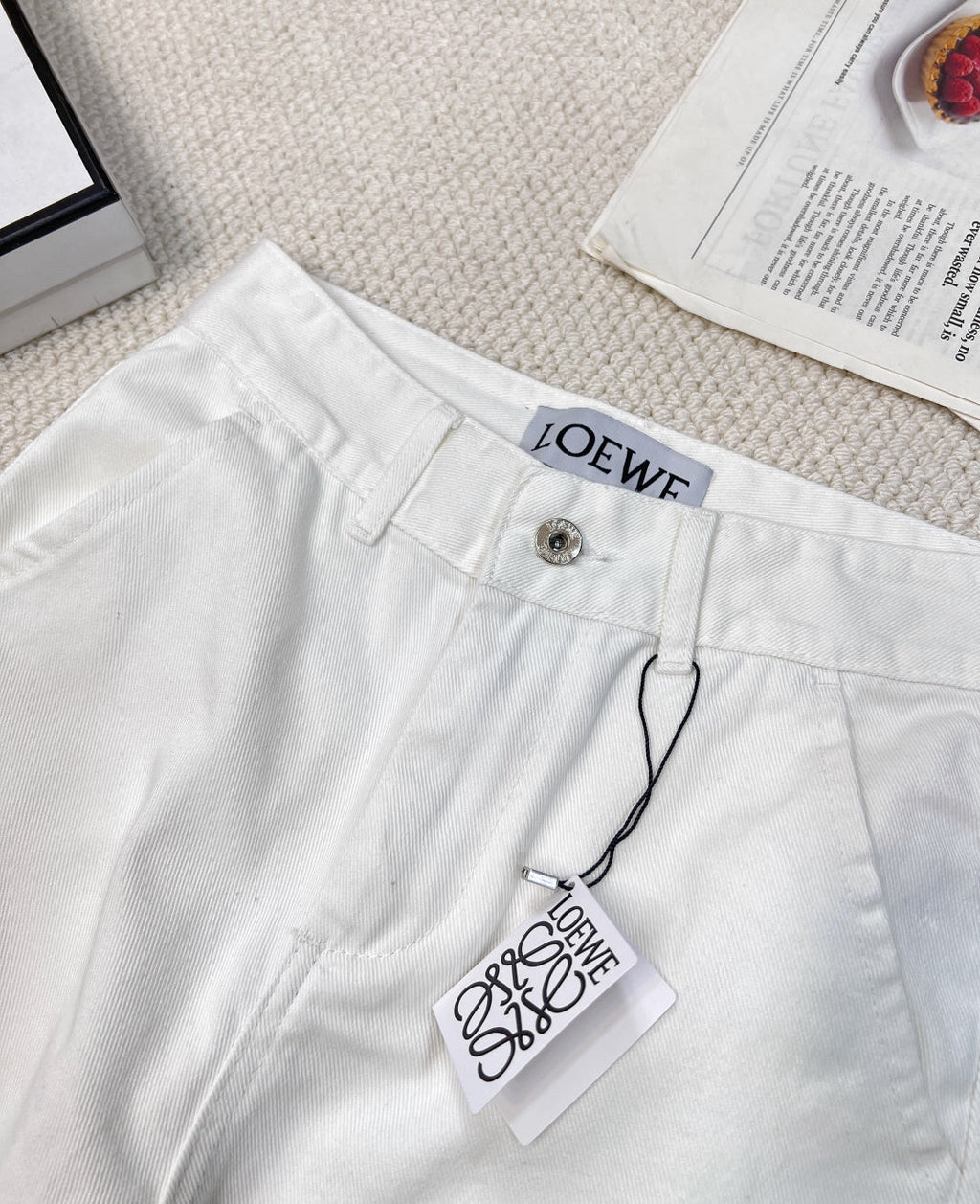 LOEWE JEANS STYLE 209