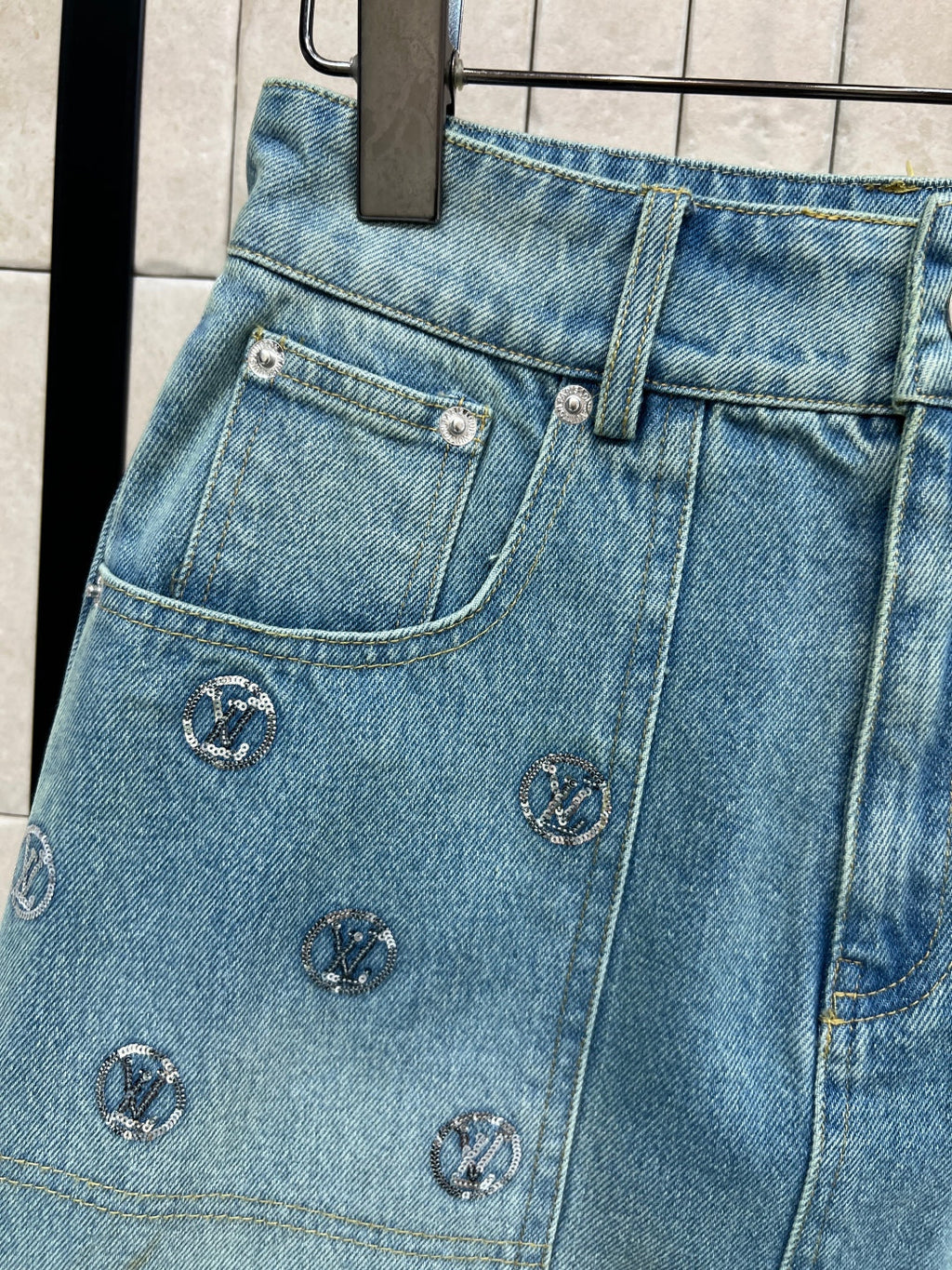 LOUIS VUITTON LV 25S DENIM MINI SKIRT 2877