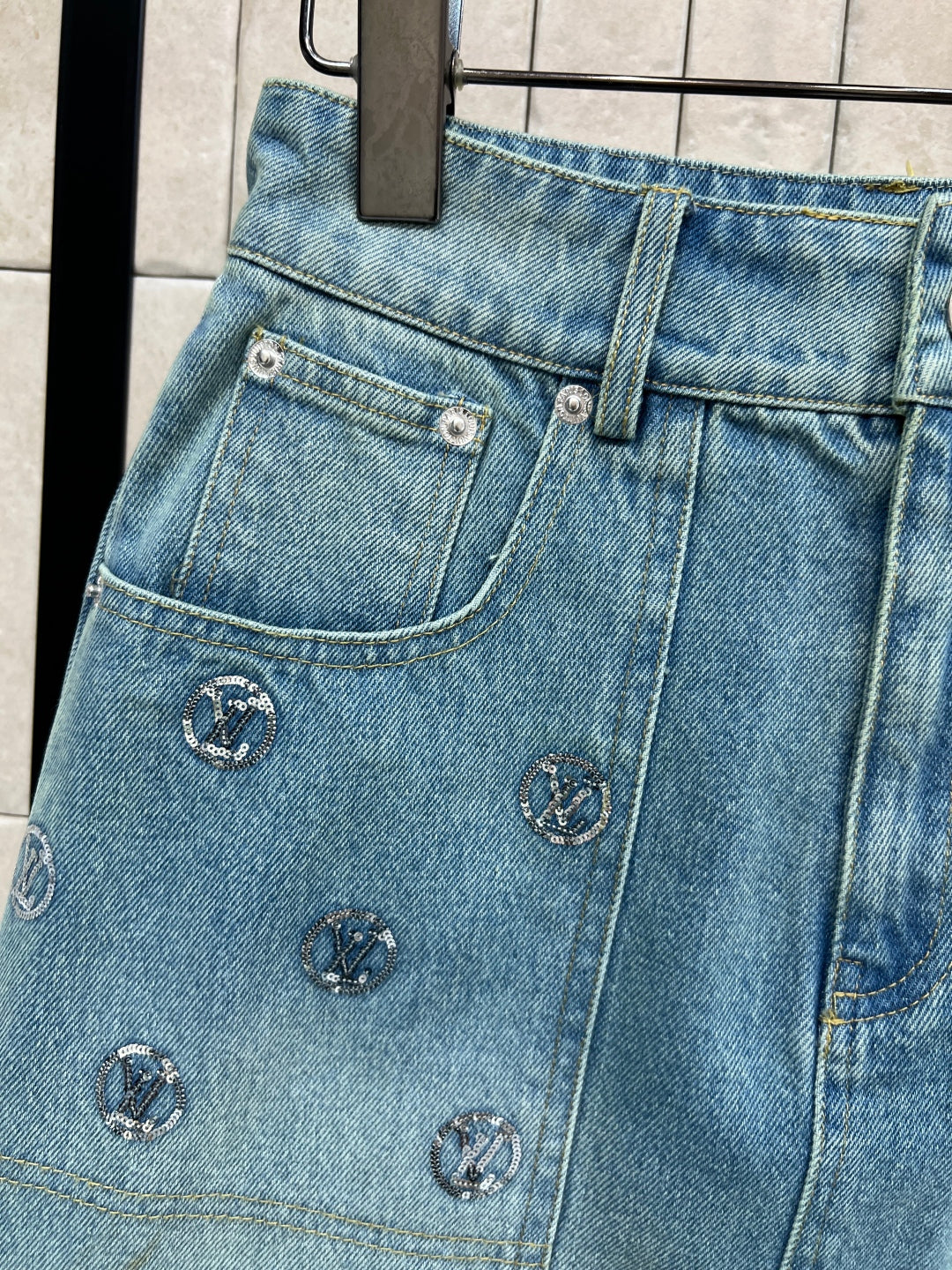 LOUIS VUITTON LV 25S DENIM MINI SKIRT 2877
