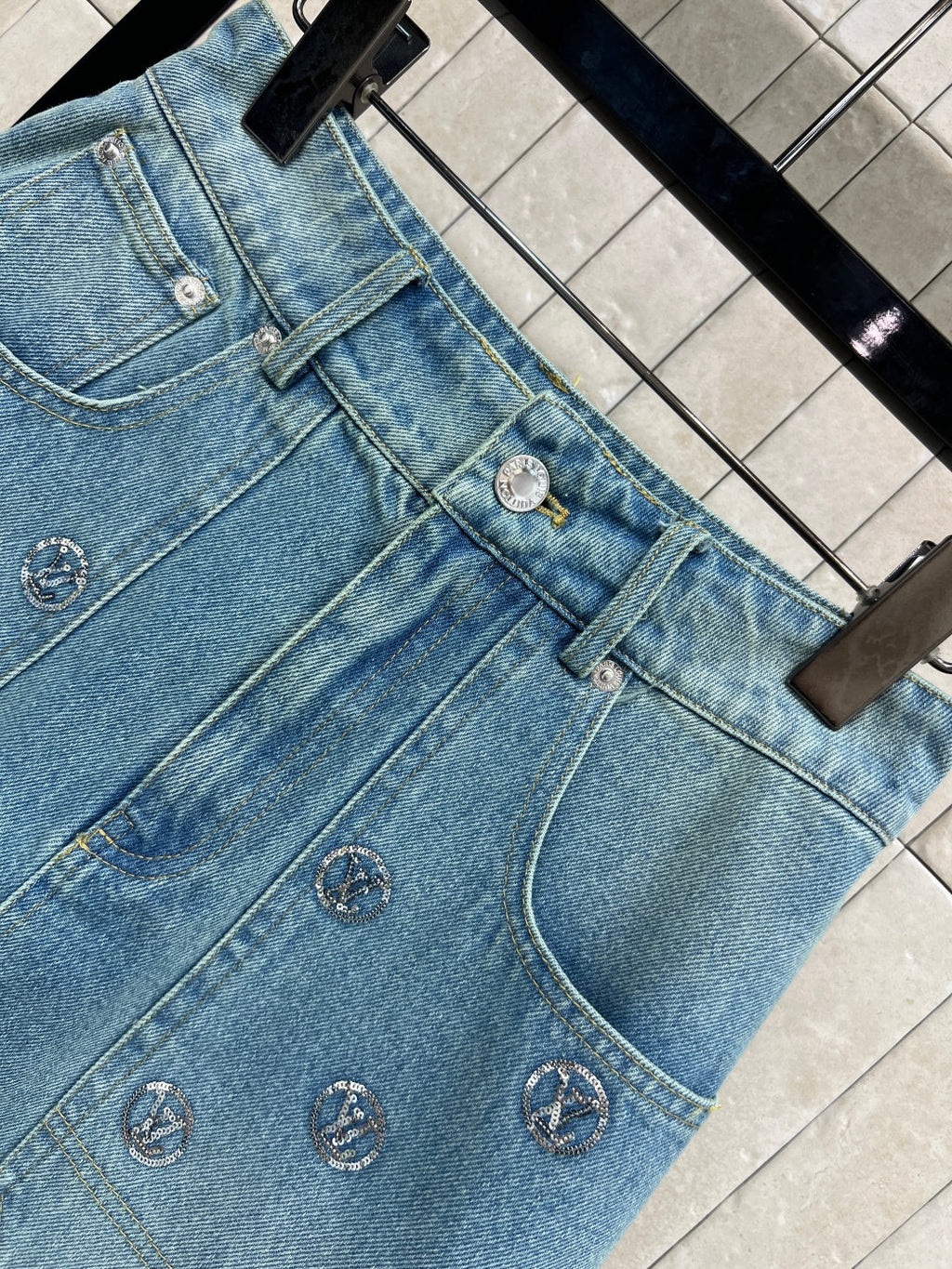 LOUIS VUITTON LV 25S DENIM MINI SKIRT 2877