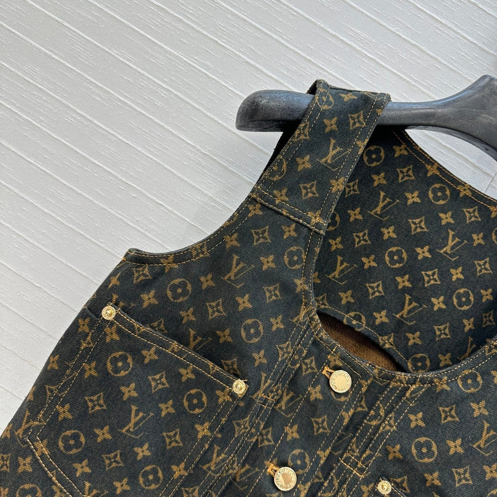 LOUIS VUITTON LV DENIM SLEEVELESS TOP WITH LOGO 264405