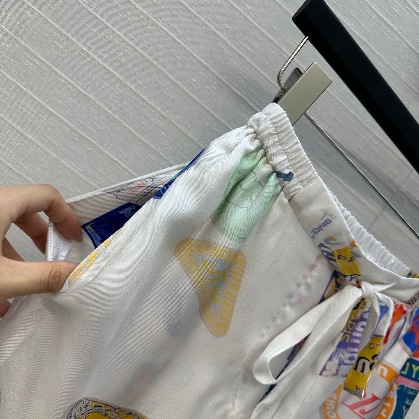 LOUIS VUITTON LV PRINTED SILK PANTS 268218