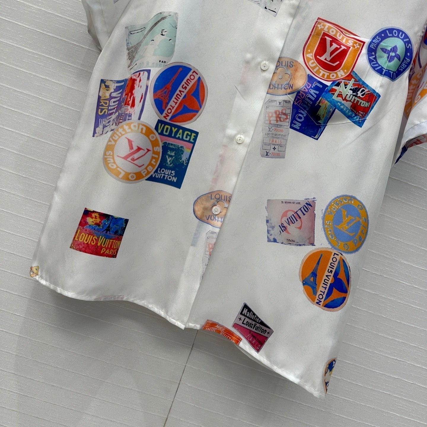 LOUIS VUITTON LV SHORT-SLEEVE PRINTED SILK BLOUSE 268226