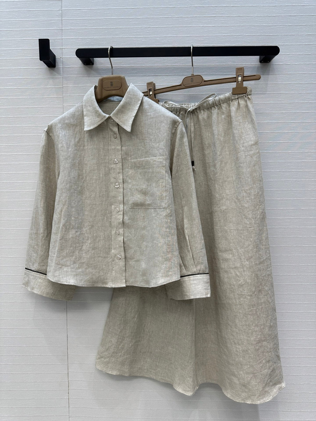HERMES HERMES LONG-SLEEVE SHIRT AND ELASTIC WAIST LONG SKIRT SET 276160