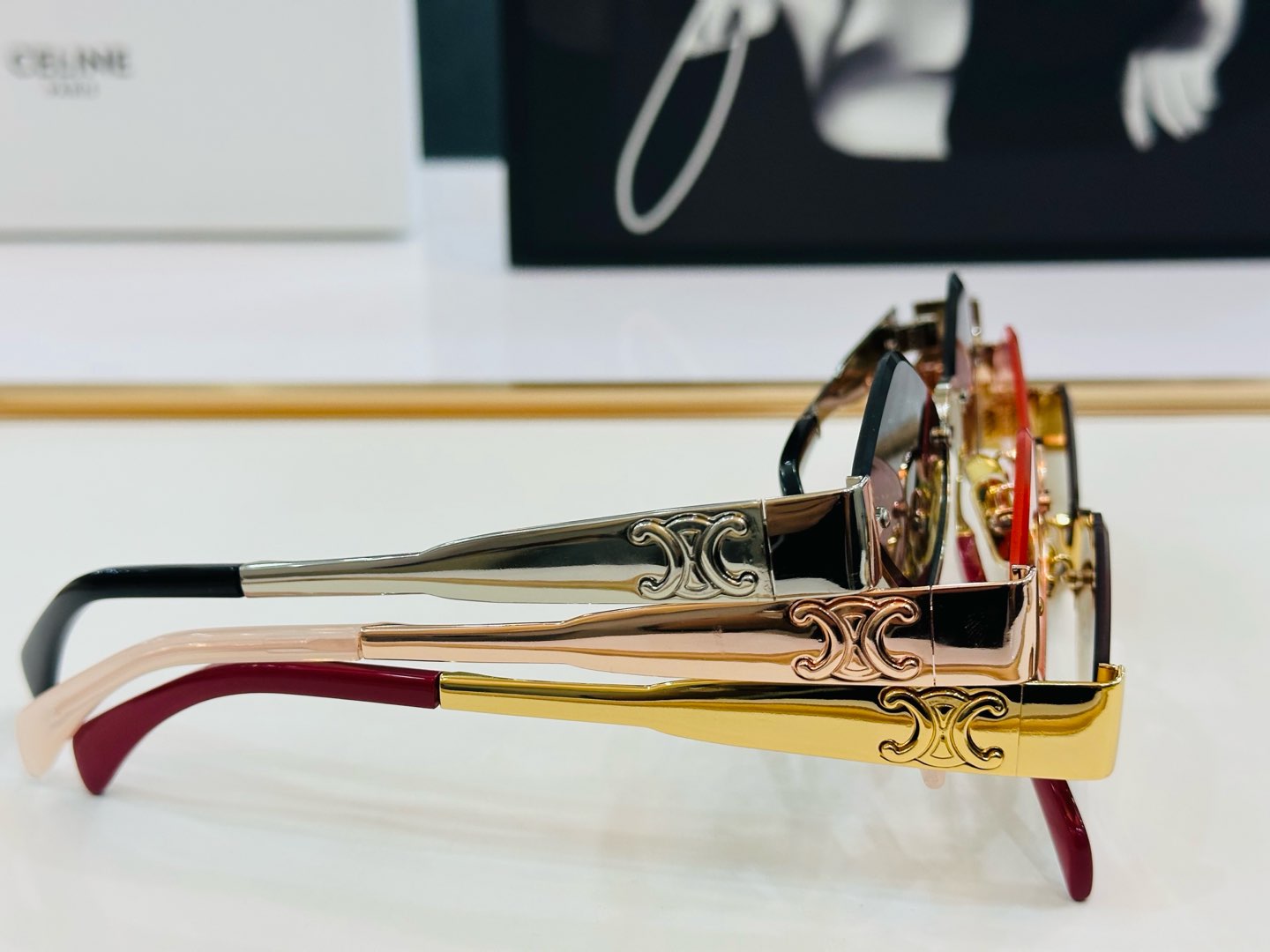CELINE TRIOMPHE SEMI-RIMLESS SUNGLASS CL42117U IN METAL OCTAGON LENSES